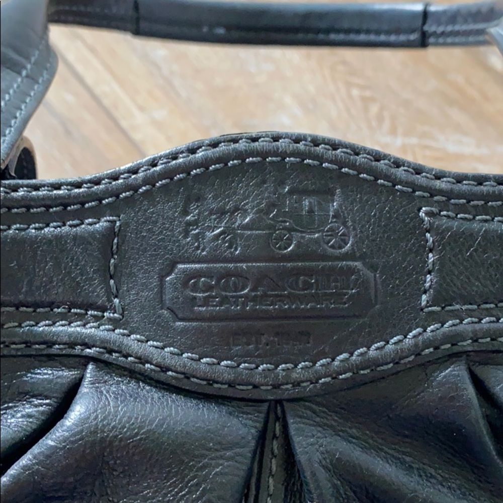 Coach purse - Picture 3 of 5